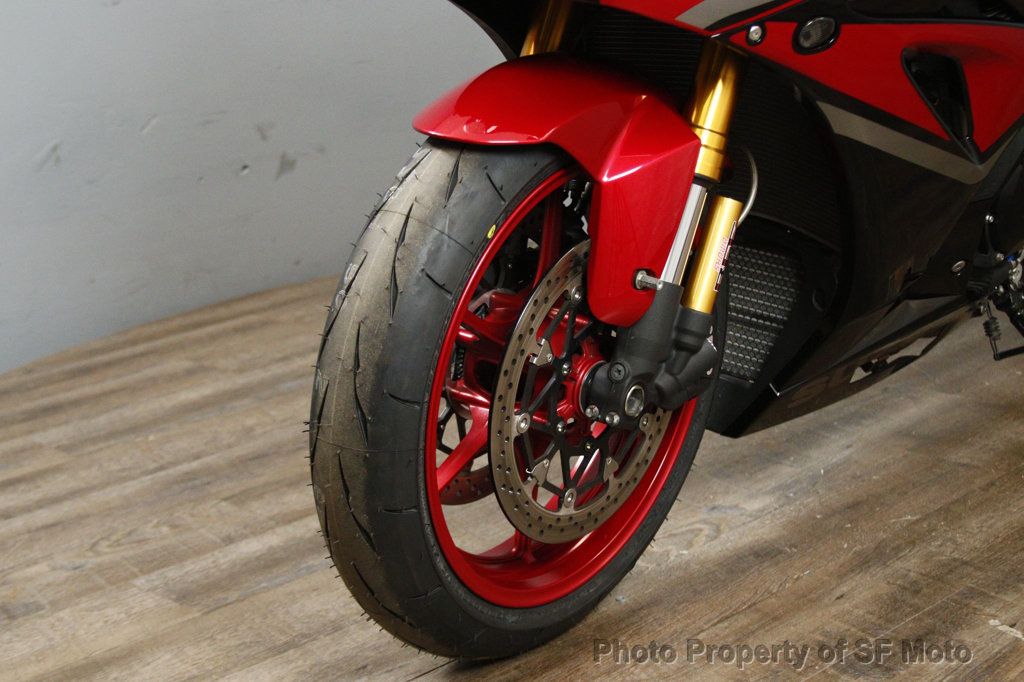 2025 Suzuki GSX-R1000R 1 Owner, 4813 Miles - 23059695 - 18