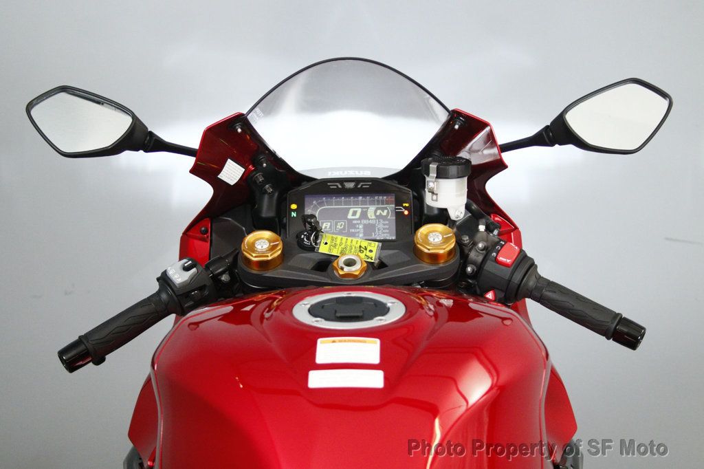2025 Suzuki GSX-R1000R 1 Owner, 4813 Miles - 23059695 - 26