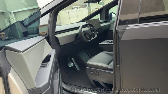 2025 Tesla Cybertruck AWD - 22975417 - 1