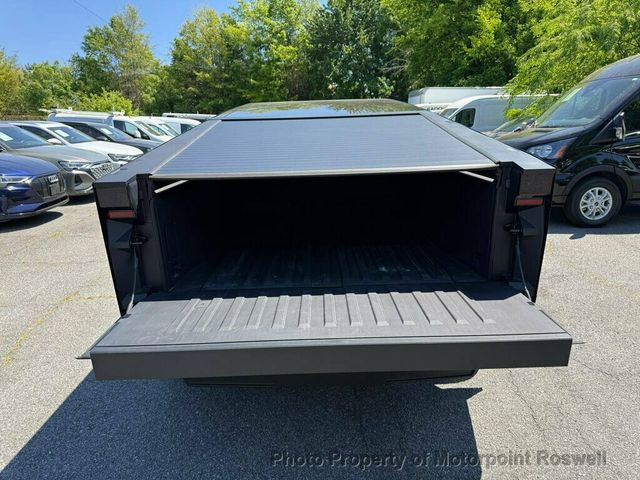 2025 Tesla Cybertruck AWD - 22975417 - 25