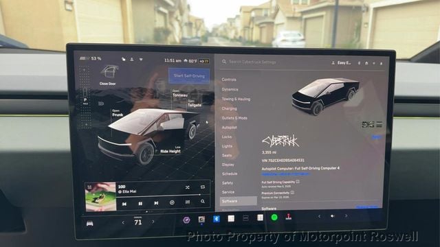 2025 Tesla Cybertruck AWD - 22975417 - 3
