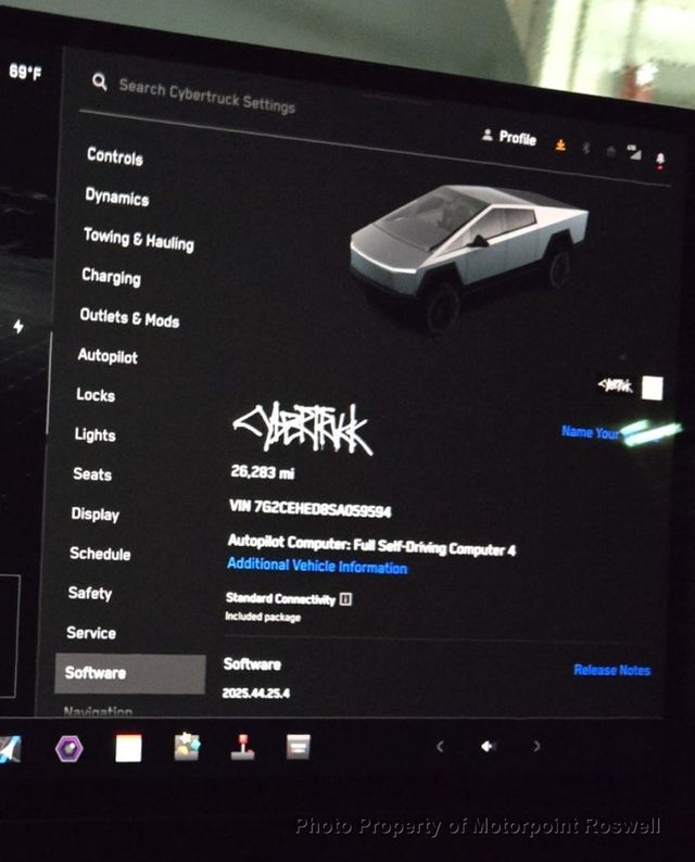 2025 Tesla Cybertruck AWD - 23097624 - 2
