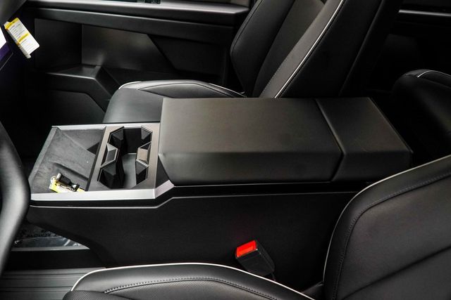 2025 Tesla Cybertruck AWD - 22990751 - 26