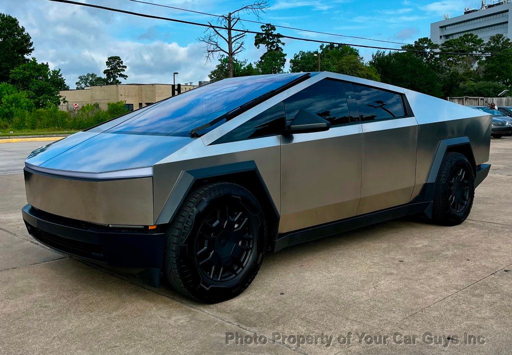 2025 Tesla Cybertruck AWD - 23061112 - 11