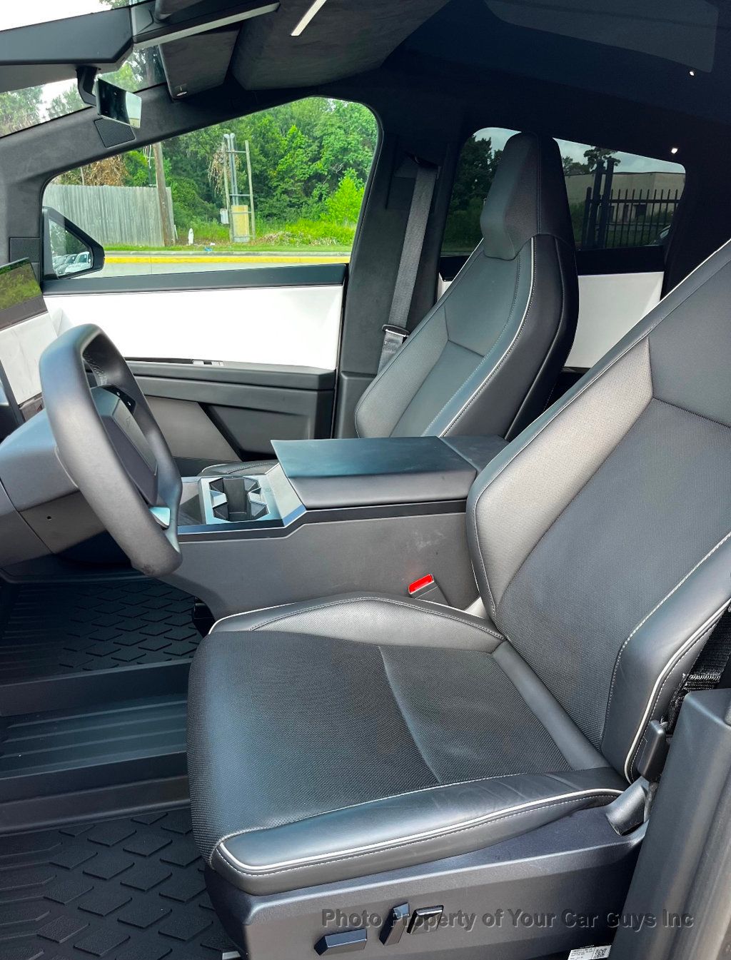 2025 Tesla Cybertruck AWD - 23061112 - 14