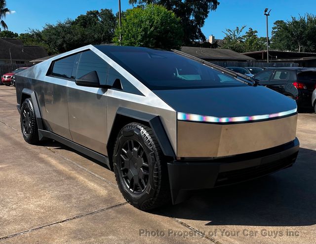 2025 Tesla Cybertruck AWD - 23061112 - 2