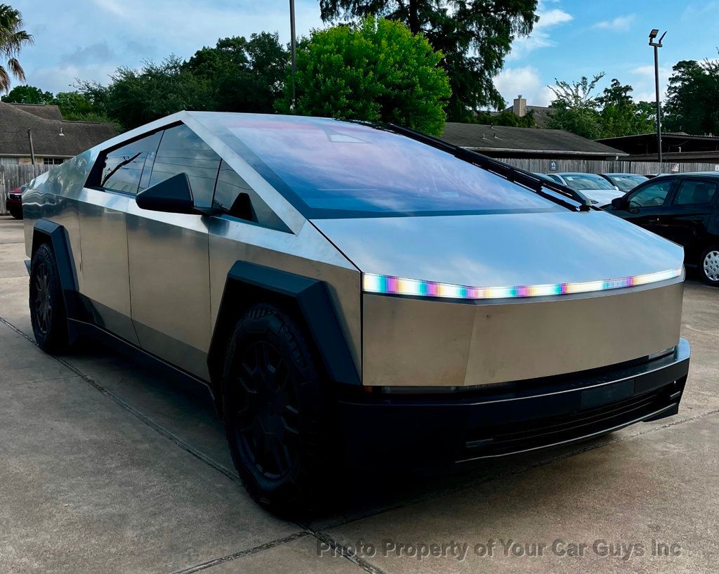 2025 Tesla Cybertruck AWD - 23061112 - 3