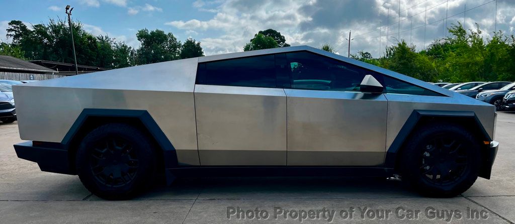 2025 Tesla Cybertruck AWD - 23061112 - 4