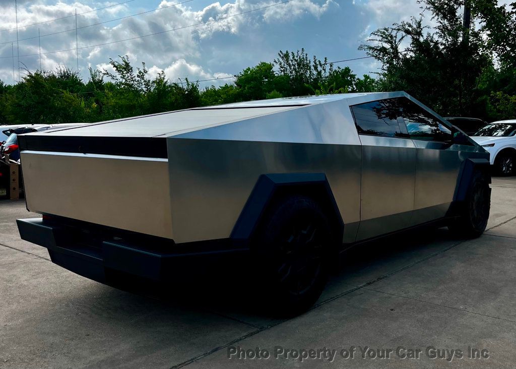 2025 Tesla Cybertruck AWD - 23061112 - 5