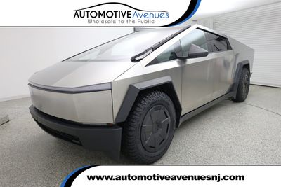 2025 Tesla Cybertruck