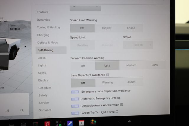 2025 Tesla Cybertruck AWD - 23093254 - 20