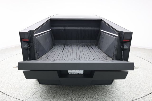 2025 Tesla Cybertruck AWD - 23093254 - 25