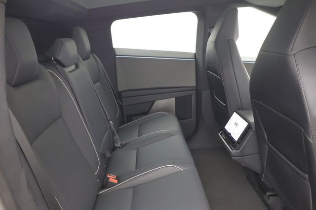 2025 Tesla Cybertruck AWD - 23093254 - 26