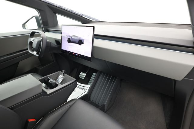 2025 Tesla Cybertruck AWD - 23093254 - 28