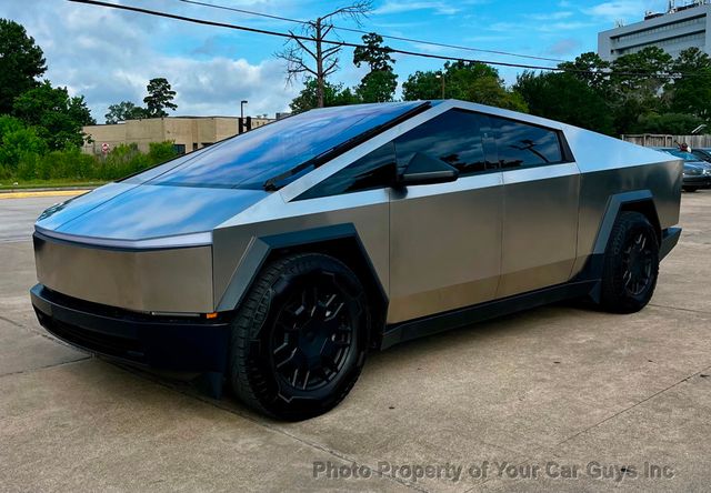 2025 Tesla Cybertruck AWD - INCLUDES WARRANTY  - 23061112 - 11