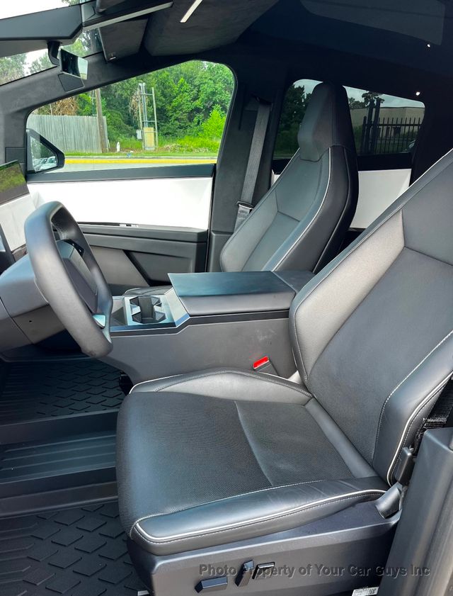 2025 Tesla Cybertruck AWD - INCLUDES WARRANTY  - 23061112 - 14