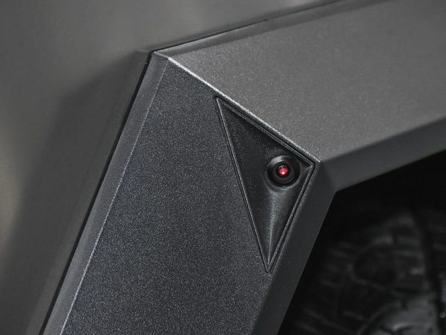 2025 Tesla Cybertruck Base - 22977914 - 22