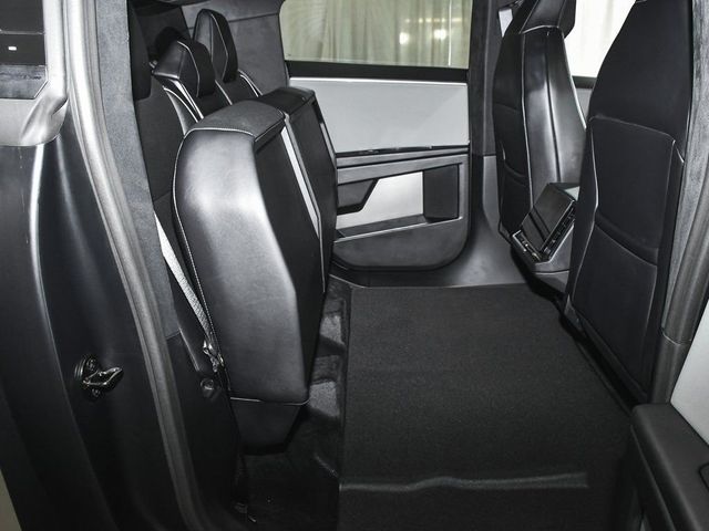 2025 Tesla Cybertruck Base - 22977914 - 55