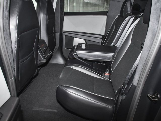 2025 Tesla Cybertruck Base - 22977914 - 57