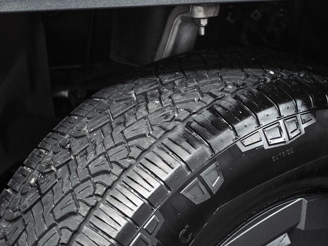 2025 Tesla Cybertruck Base - 22977914 - 93