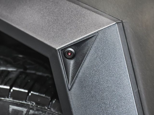 2025 Tesla Cybertruck Base - 23014553 - 11