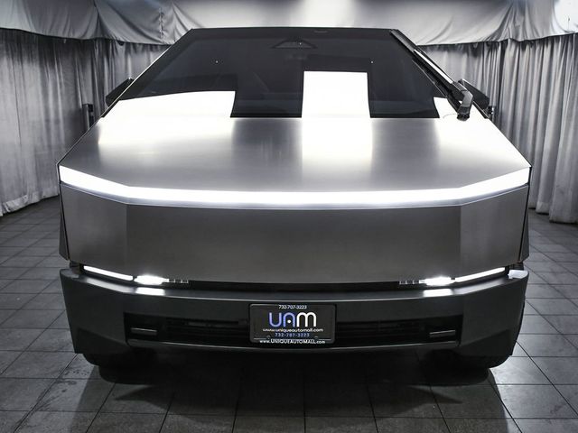 2025 Tesla Cybertruck Base - 23014553 - 1