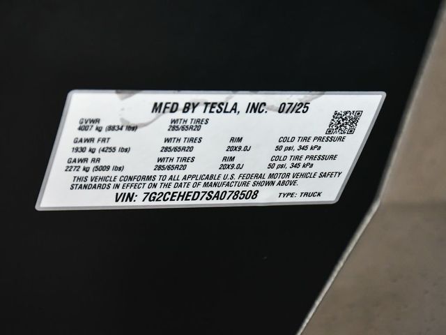 2025 Tesla Cybertruck Base - 23014553 - 22