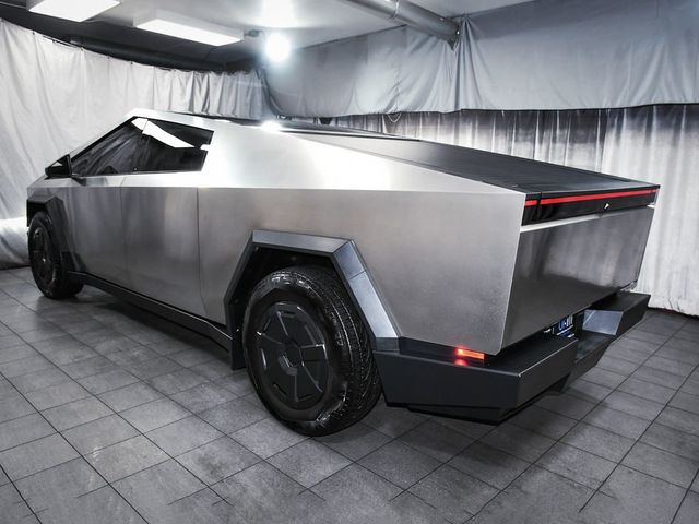 2025 Tesla Cybertruck Base - 23014553 - 3