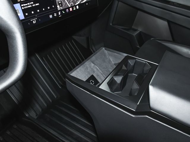 2025 Tesla Cybertruck Base - 23014553 - 41