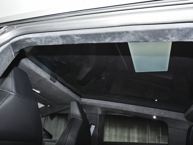2025 Tesla Cybertruck Base - 23014553 - 52