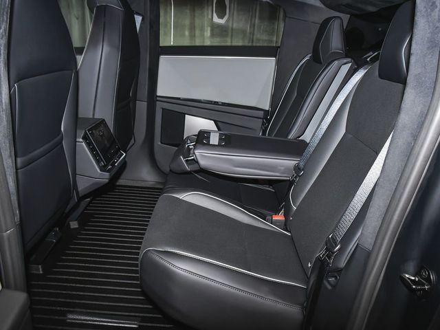 2025 Tesla Cybertruck Base - 23014553 - 53