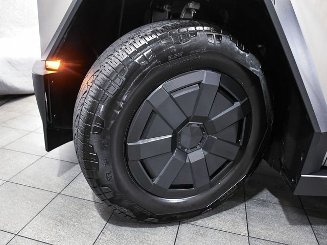 2025 Tesla Cybertruck Base - 23014553 - 5