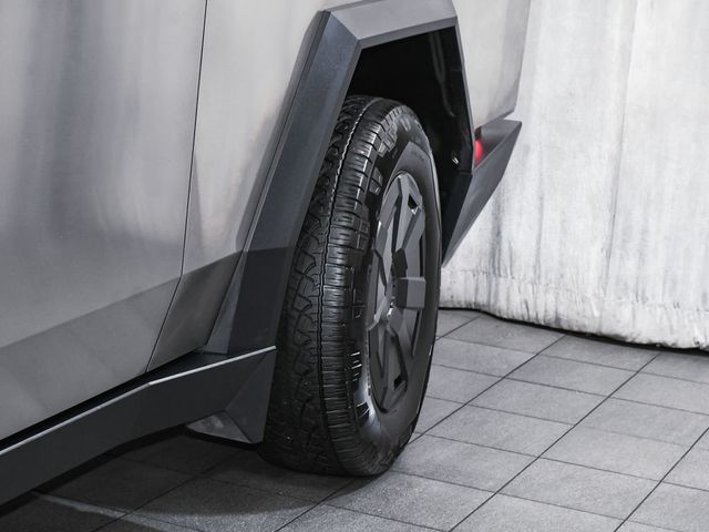 2025 Tesla Cybertruck Base - 23014553 - 71