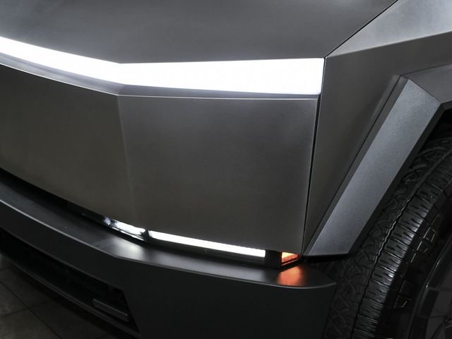 2025 Tesla Cybertruck Base - 23014553 - 75