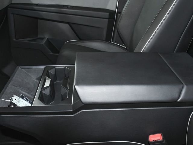 2025 Tesla Cybertruck Base - 23038948 - 43