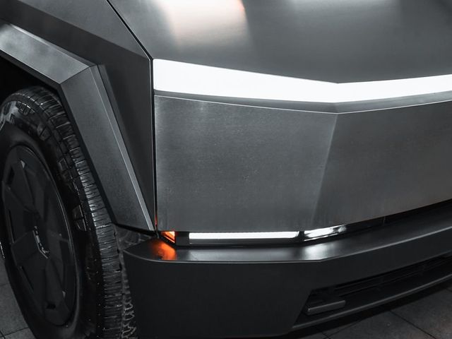 2025 Tesla Cybertruck Base - 23038948 - 76