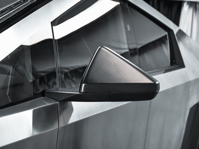 2025 Tesla Cybertruck Base - 23038948 - 78