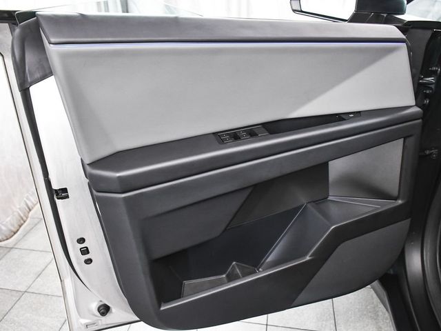 2025 Tesla Cybertruck Base - 23038948 - 8