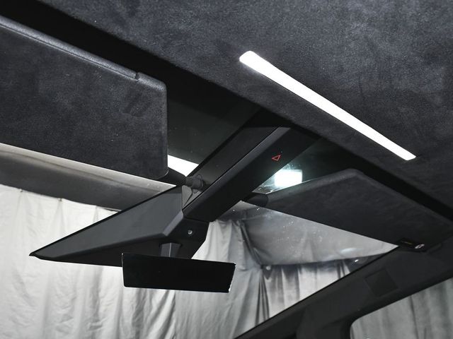 2025 Tesla Cybertruck Base - 23042246 - 37