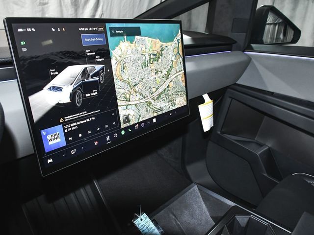 2025 Tesla Cybertruck Base - 23042246 - 38