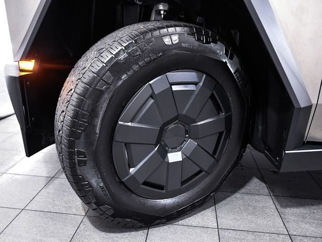 2025 Tesla Cybertruck Base - 23042246 - 5
