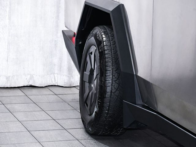 2025 Tesla Cybertruck Base - 23042246 - 75