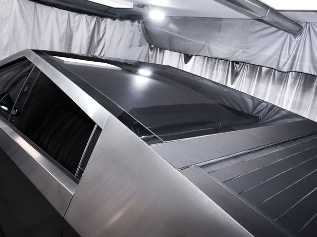 2025 Tesla Cybertruck Base - 23042246 - 77
