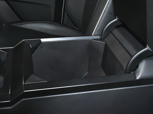 2025 Tesla Cybertruck Base - 23064859 - 40