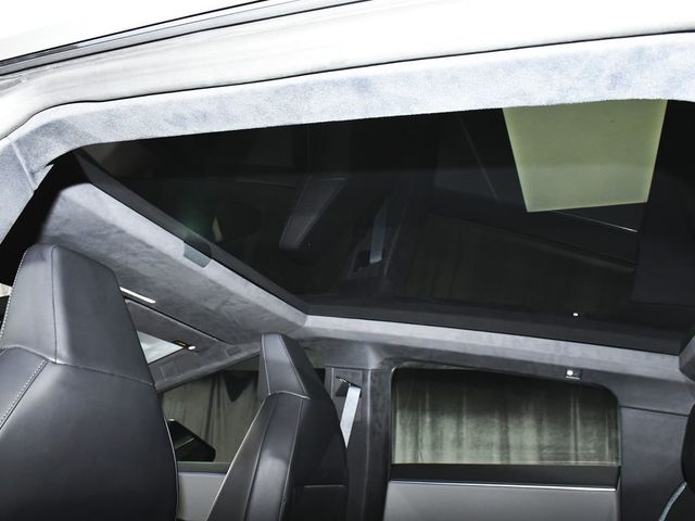 2025 Tesla Cybertruck Base - 23064859 - 47
