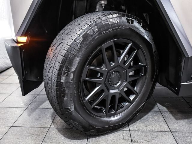 2025 Tesla Cybertruck Base - 23064859 - 5