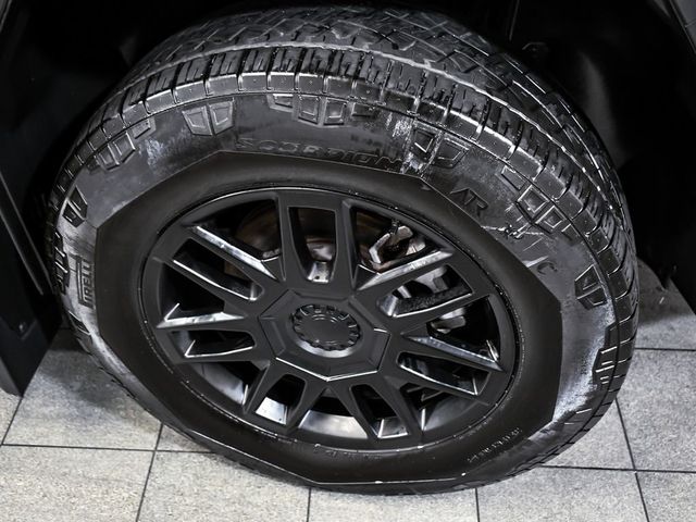 2025 Tesla Cybertruck Base - 23064859 - 6
