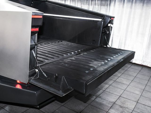 2025 Tesla Cybertruck Base - 23064859 - 76