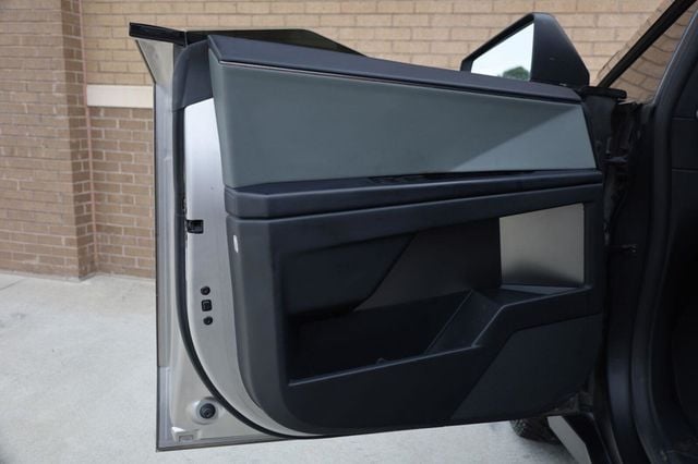 2025 Tesla Cybertruck Base - 23085027 - 14