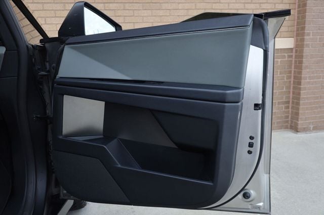 2025 Tesla Cybertruck Base - 23085027 - 26